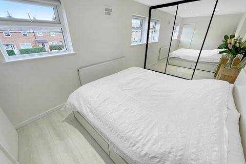 64 Hallwicks Road, Luton, LU2 9BH