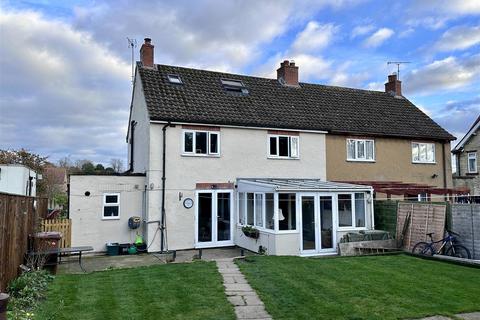 3 bedroom semi-detached house for sale, Castlegarth, Thornton-Le-Dale YO18