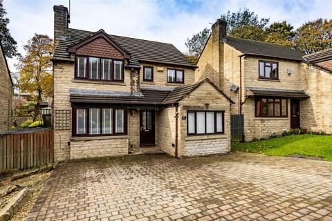 4 bedroom detached house for sale, Adwalton Grove, Bradford BD13