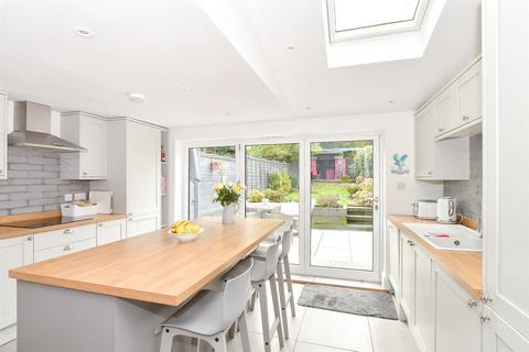 32 West Street, Crawley, RH11 8AW