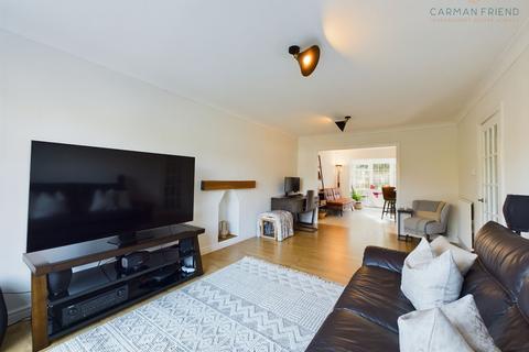 4 bedroom detached house for sale, Fox Cover, Guilden Sutton, CH3