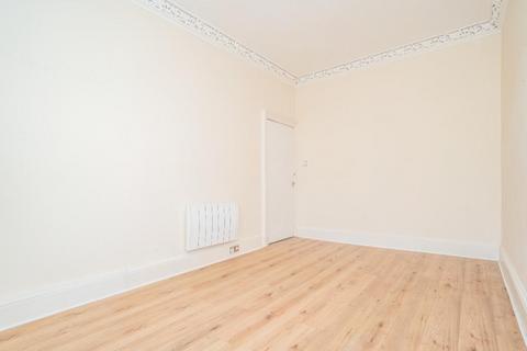 2 bedroom flat to rent, Orwell Place, Dalry, Edinburgh, EH11