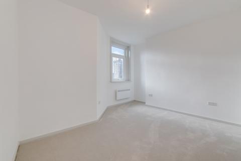 1 bedroom flat for sale, 106 Grove Vale, London, SE22