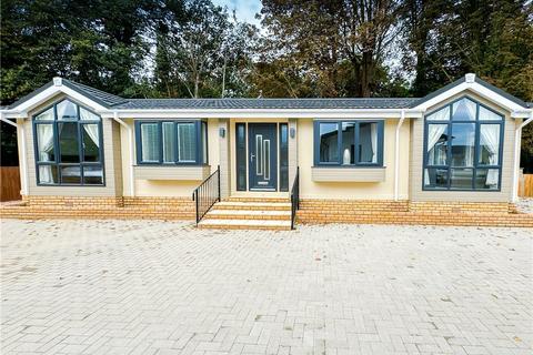 2 bedroom park home for sale, Nightingale Rise, Addlestone KT15