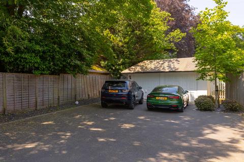 4 bedroom house for sale, Richmond Wood, Sunningdale