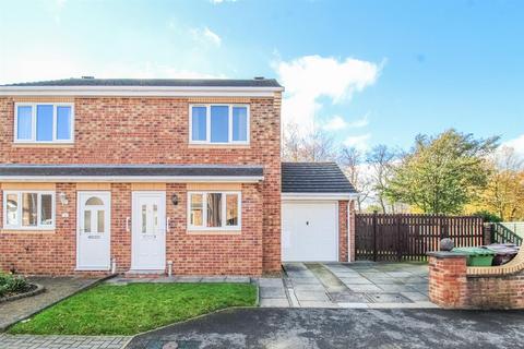 2 bedroom semi-detached house for sale, Maple Court, Ossett WF5