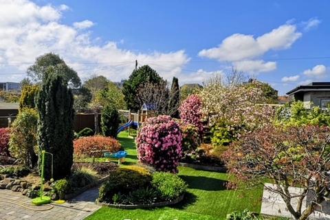 4 bedroom detached bungalow for sale, Baird Avenue, Edinburgh, EH12