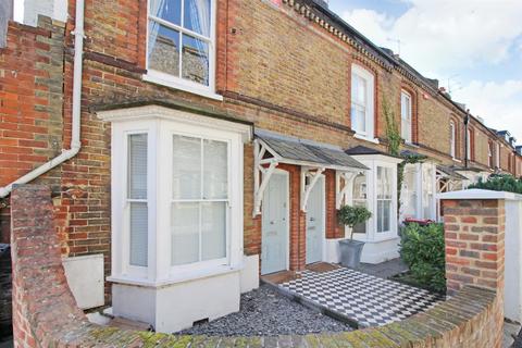 4 bedroom end of terrace house to rent, Pound Lane, Canterbury