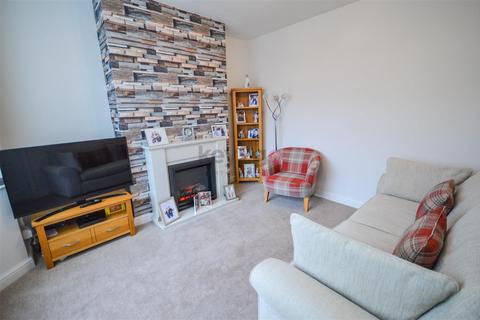 4 bedroom semi-detached house for sale, Hollinsend Road, Sheffield, S12