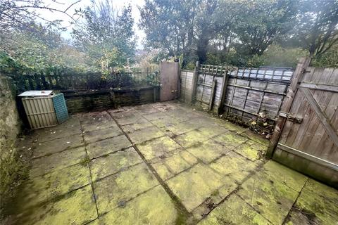 9a Pymroyd, Huddersfield, HD4 5PB