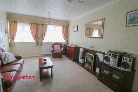 2 bedroom semi-detached bungalow for sale, Sunnybank Crescent, Brinsworth, Rotherham