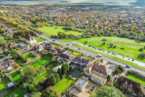 4 bedroom detached house for sale, Portsdown Hill Road, Drayton, Portsmouth