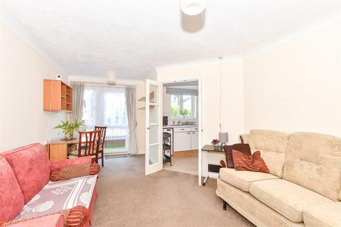 1 bedroom ground floor flat for sale, Gales Drive, Three Bridges, Crawley, West Sussex