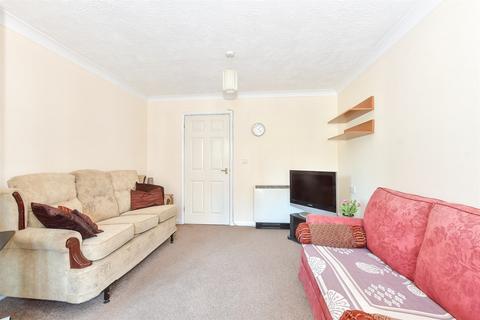 1 bedroom ground floor flat for sale, Gales Drive, Three Bridges, Crawley, West Sussex