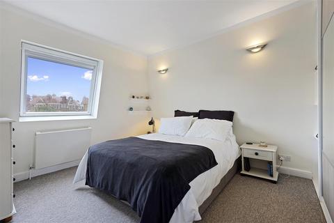 2 bedroom flat to rent, Edith Road, London, W14