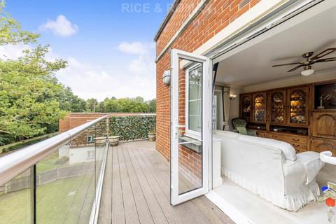 2 bedroom retirement property for sale, Rise Road, Ascot SL5