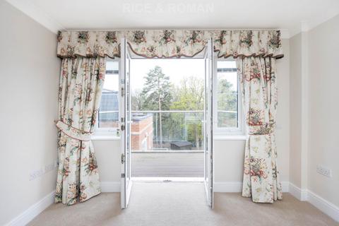 2 bedroom retirement property for sale, Ascot SL5