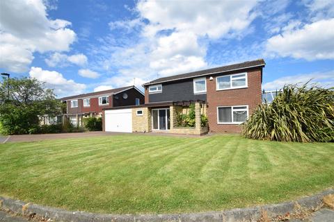 4 bedroom detached house to rent, Haddington Road, Whitley Bay