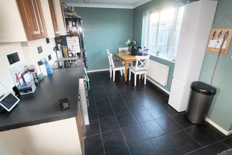 3 bedroom property to rent, Ambassadors Way, North Shields, NE29