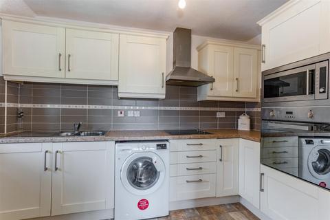 1 bedroom apartment for sale, Freemans Gardens, Olney