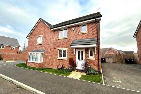 3 bedroom house for sale, Walsingham Drive, Daventry