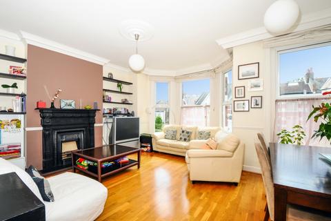 3 bedroom maisonette to rent, Palace Gates Road Alexandra Park N22