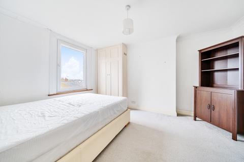 3 bedroom maisonette to rent, Palace Gates Road Alexandra Park N22