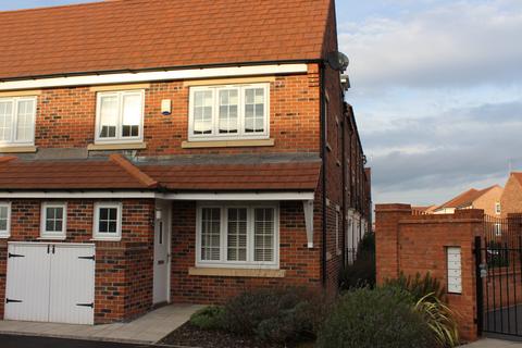 2 bedroom semi-detached house to rent, River View, Trent Lane, Newark, Notts, NG24