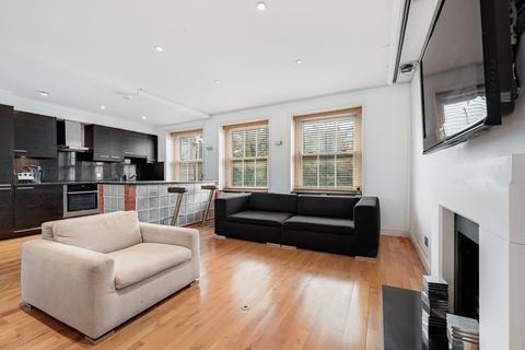 3 bedroom flat to rent, Ennismore Gardens, Knightsbridge SW7