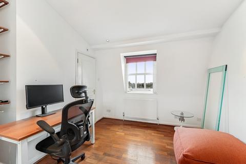 3 bedroom flat to rent, Ennismore Gardens, Knightsbridge SW7