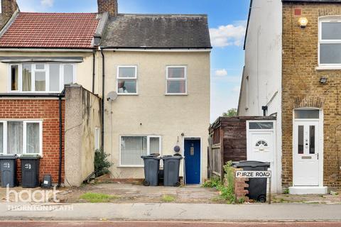 3 bedroom semi-detached house for sale, Furze Road, Thornton Heath