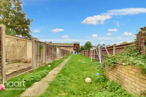 3 bedroom semi-detached house for sale, Furze Road, Thornton Heath