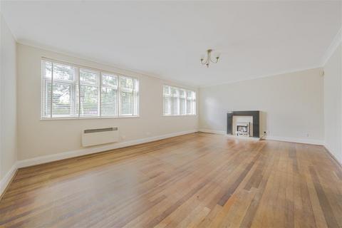 2 bedroom apartment for sale, Ravenscar Lodge, London,, London