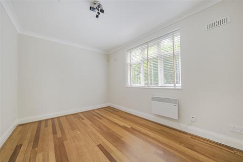 2 bedroom apartment for sale, Ravenscar Lodge, London,, London