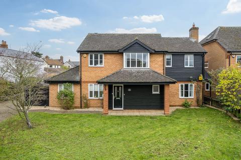 4 bedroom detached house for sale, Addington Close, Henlow SG16