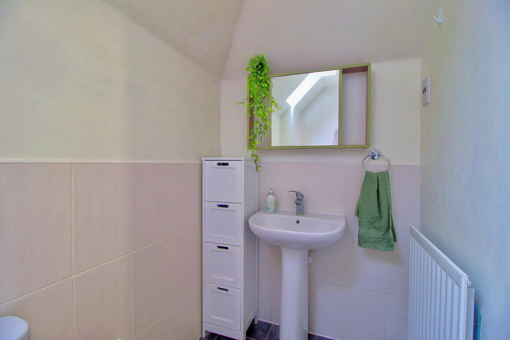 Bathroom with high ceiling