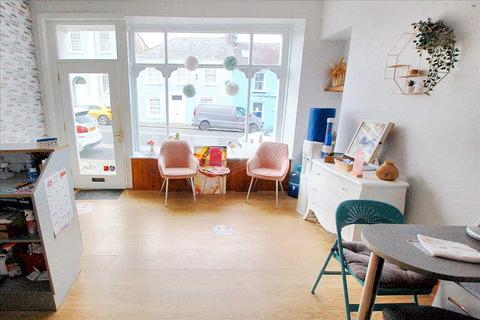 undefined, 27 Meyrick Street