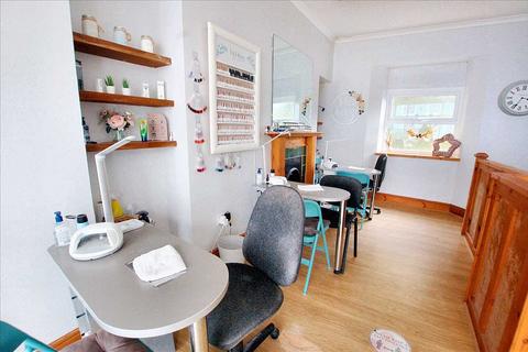 undefined, 27 Meyrick Street