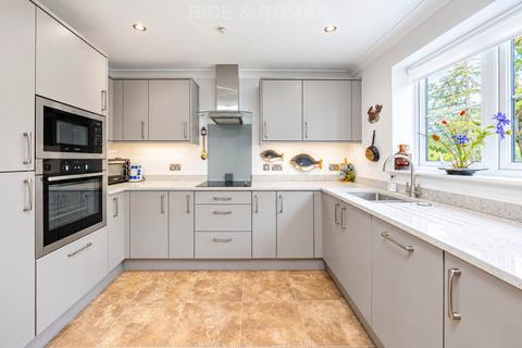 3 bedroom retirement property for sale, Rise Road, Ascot SL5