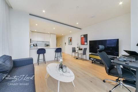 1 bedroom apartment for sale, Hampton Tower, South Quay Plaza, London, E14