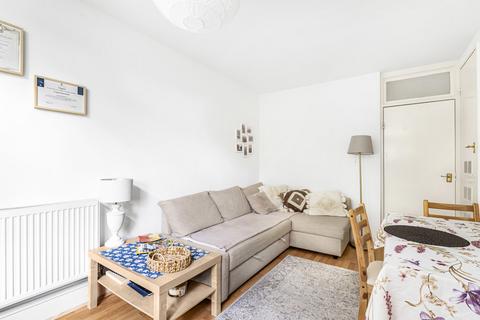 1 bedroom apartment for sale, Upper Richmond Road, London, SW15