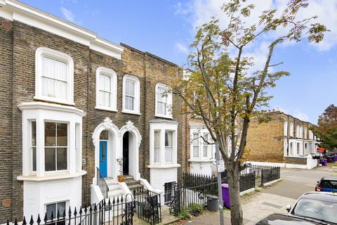 3 bedroom terraced house to rent, Bancroft Road, Stepney Green, E1