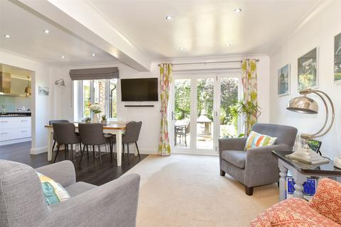 4 bedroom detached house for sale, Goldings Close, Kings Hill, West Malling, Kent