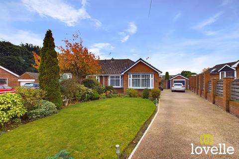 2 bedroom semi-detached bungalow for sale, Four Acre Close, East Riding of Yorkshire HU10