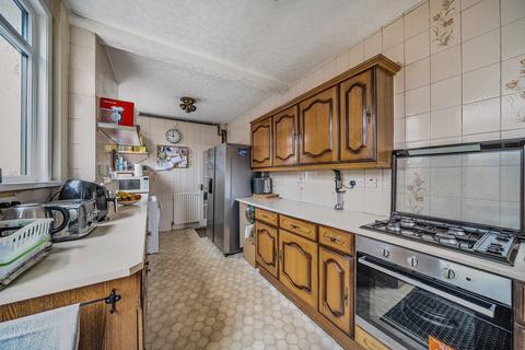 4 bedroom semi-detached house for sale, Minterne Avenue, Southall, UB2