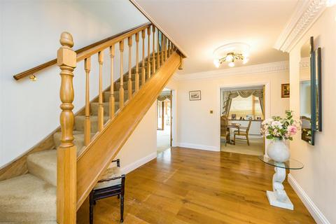 4 bedroom detached house for sale, Graham Avenue, Patcham, Brighton