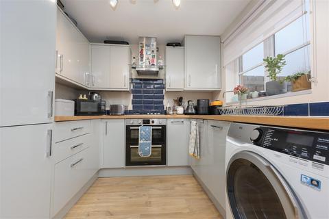 110 Berryhill Crescent, Wishaw, ML2 0NF