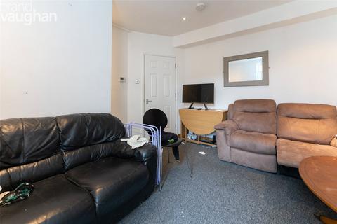 4 bedroom end of terrace house to rent, Hollingdean Road, Brighton BN2