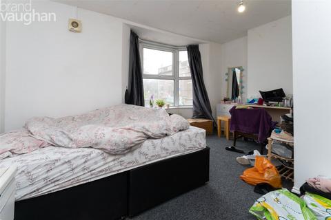 4 bedroom end of terrace house to rent, Hollingdean Road, Brighton BN2