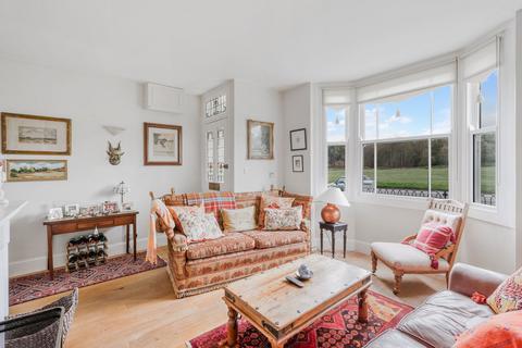 3 bedroom detached house for sale, Flanchford Road, Reigate RH2